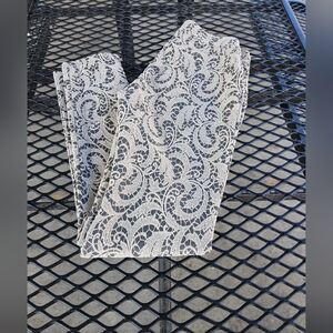 Myne by  Ashley Anne Textured Paisley Pants Size 6